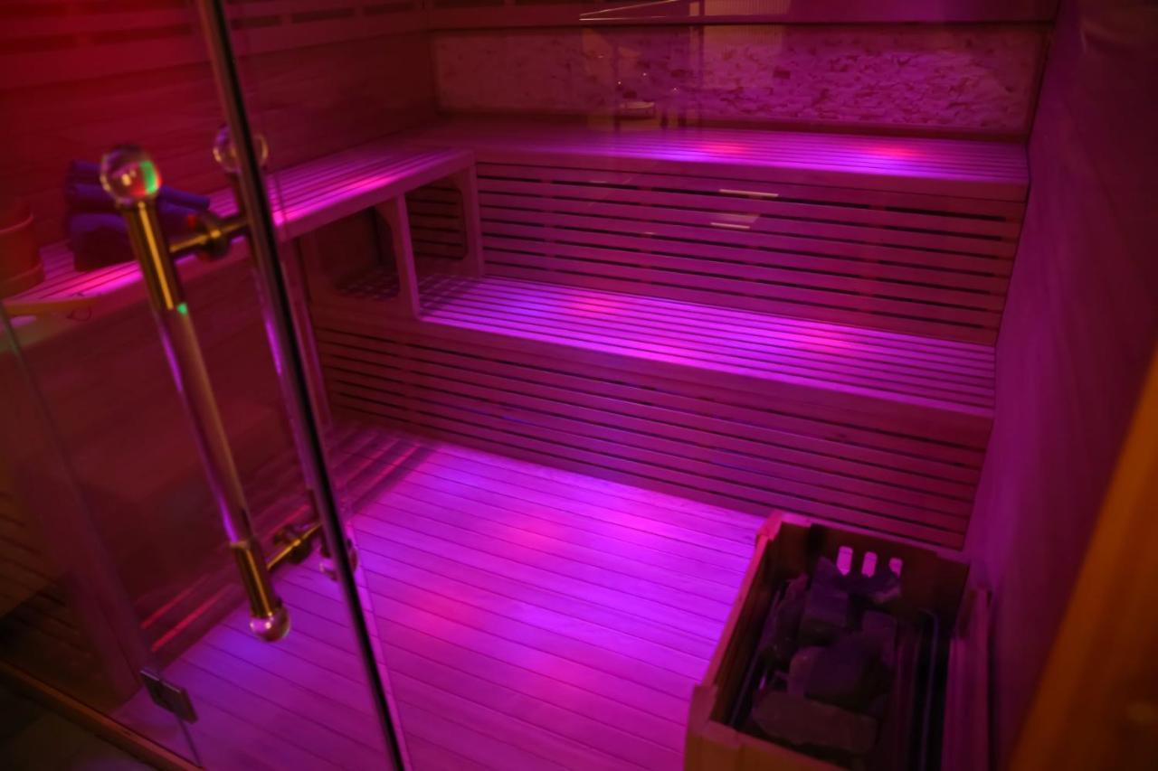 Le Wellness Privatif Hotell Seraing Eksteriør bilde